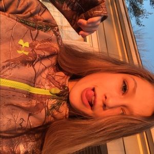 Meet your Posher, Priscilla